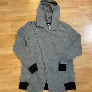 Lucy poncho hoodie